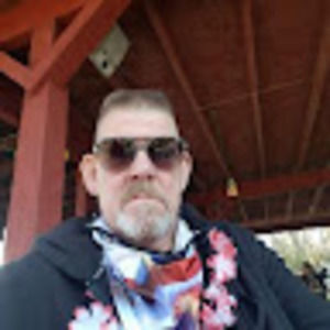 Meet your Posher, Eric